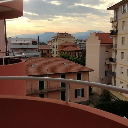 Brezza Marina In Centro * Albenga
